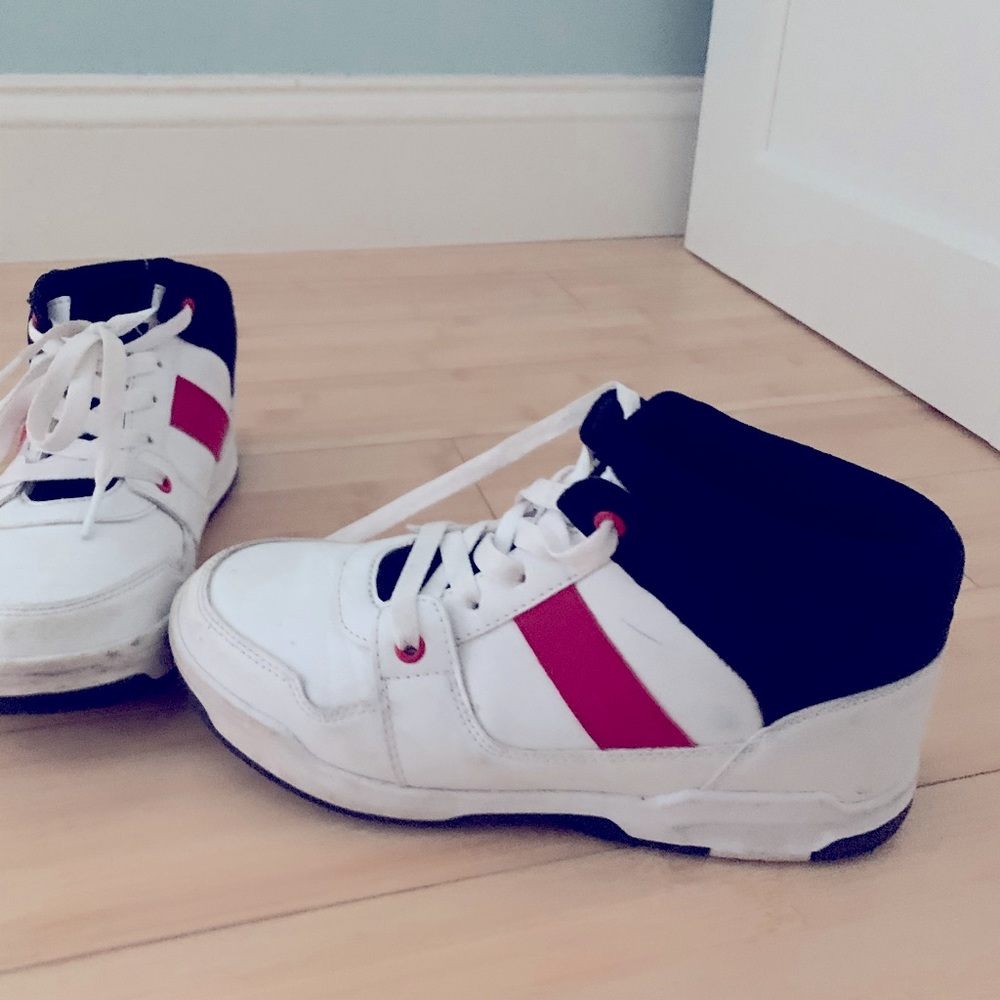 Boys sneakers